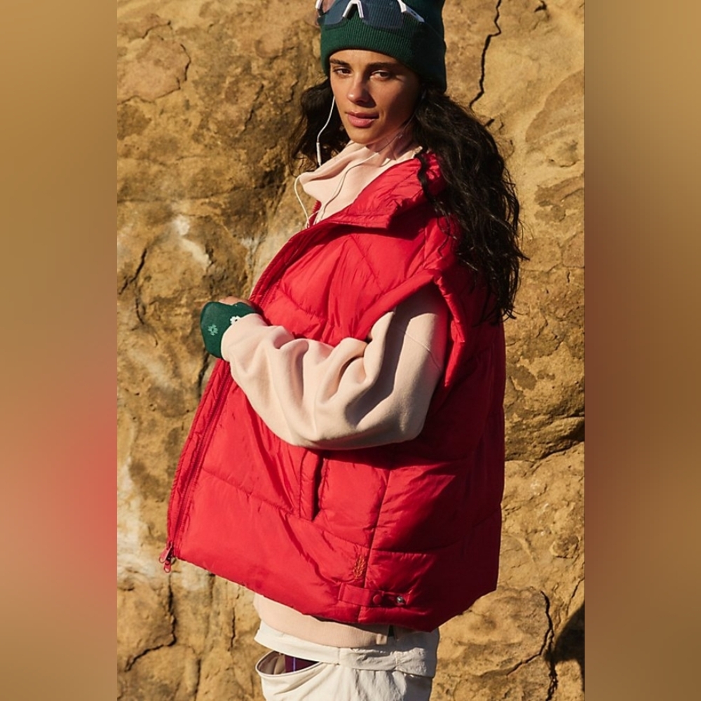 FP Movement In A Bubble Puffer Vest in Winterberry